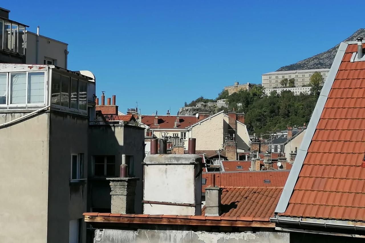 On The Roofs Of Grenoble City Center #M5 Exterior photo